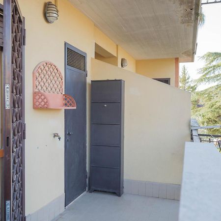 Casa Ghandi Vicino A Roma Con Box Auto E Wi-Fi Monterotondo  Exterior foto