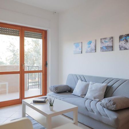 Casa Ghandi Vicino A Roma Con Box Auto E Wi-Fi Monterotondo  Exterior foto