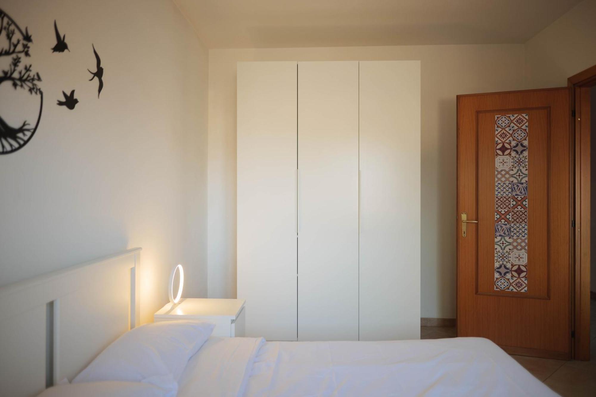 Casa Ghandi Vicino A Roma Con Box Auto E Wi-Fi Monterotondo  Exterior foto