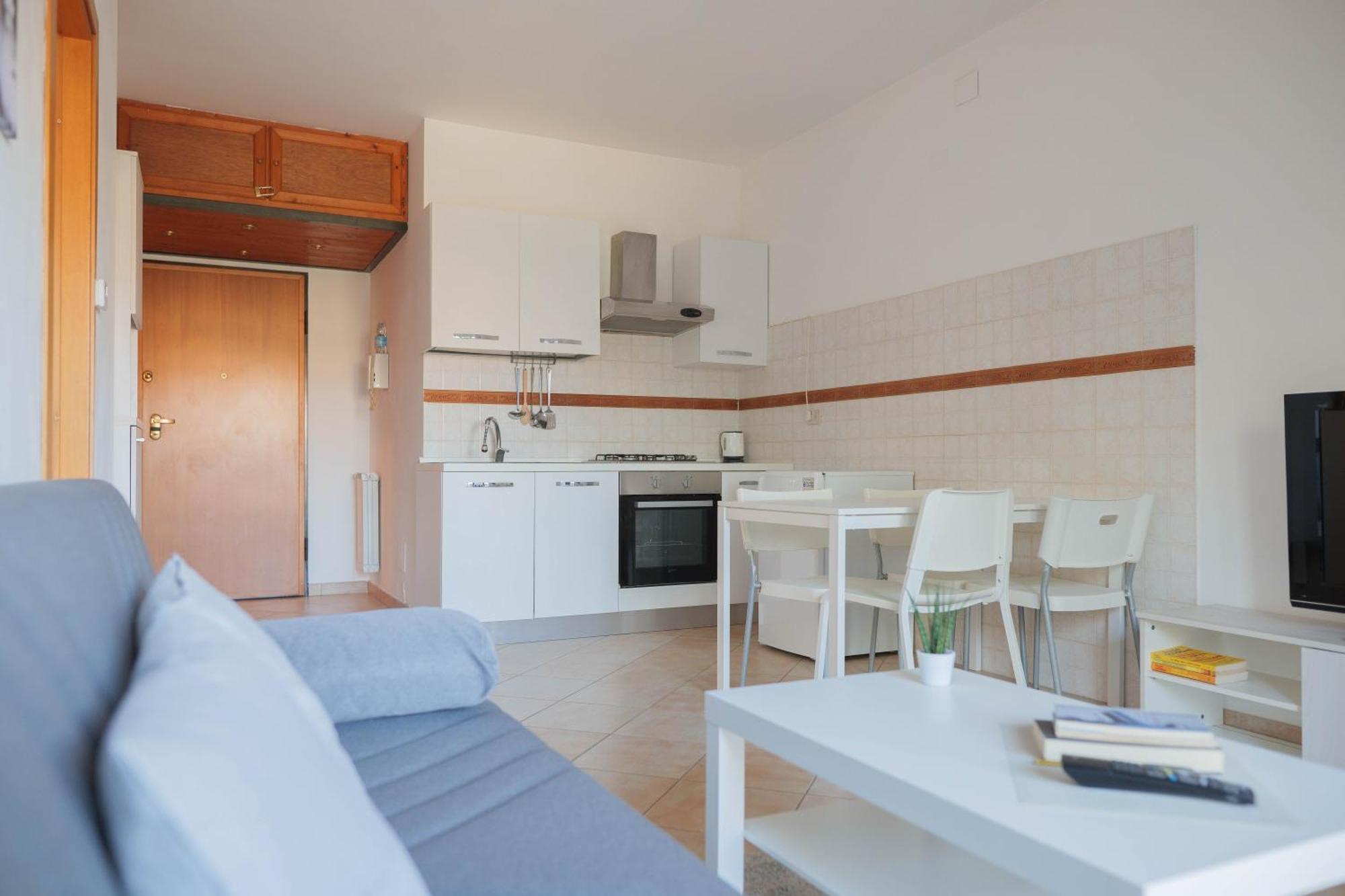 Casa Ghandi Vicino A Roma Con Box Auto E Wi-Fi Monterotondo  Exterior foto